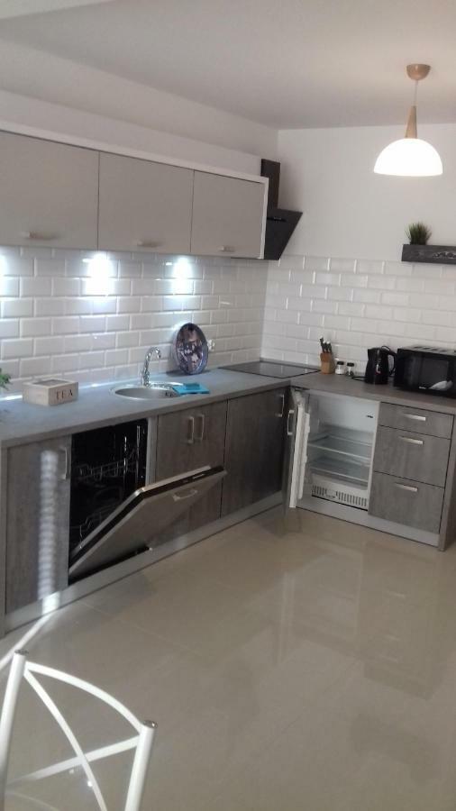 Apartamenty "U Jasia" I 달로브코 외부 사진