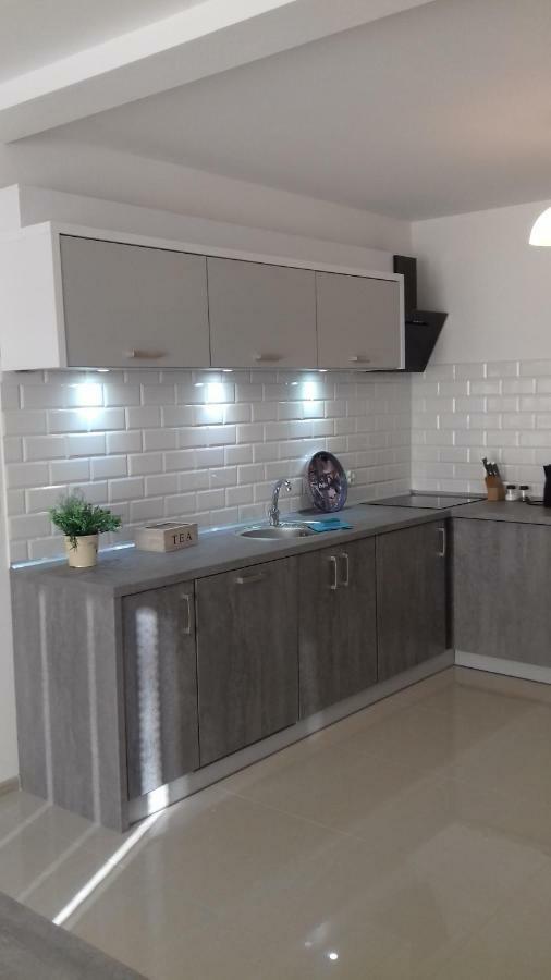 Apartamenty "U Jasia" I 달로브코 외부 사진