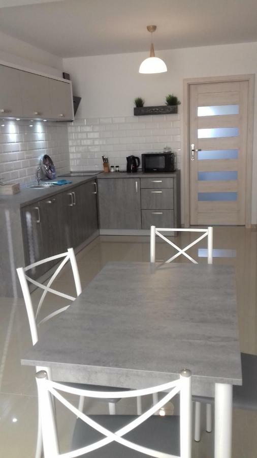 Apartamenty "U Jasia" I 달로브코 외부 사진